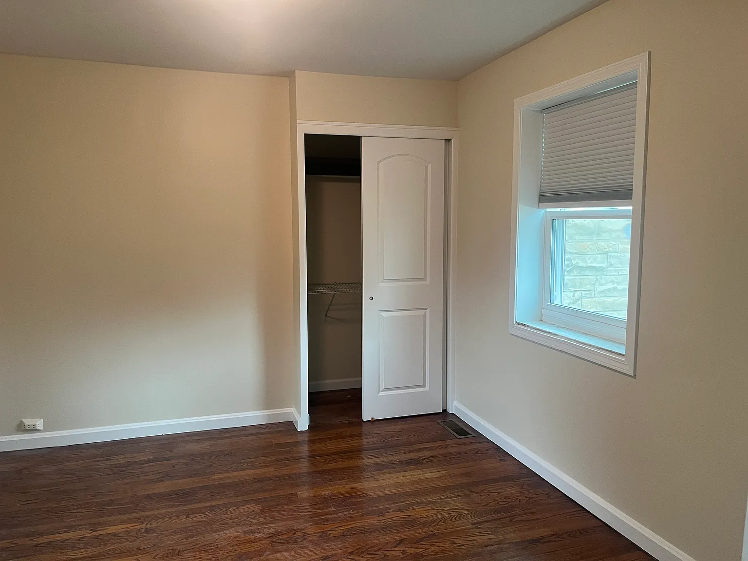 3 bed, 1148 sqft, $1,900 — Photo 4