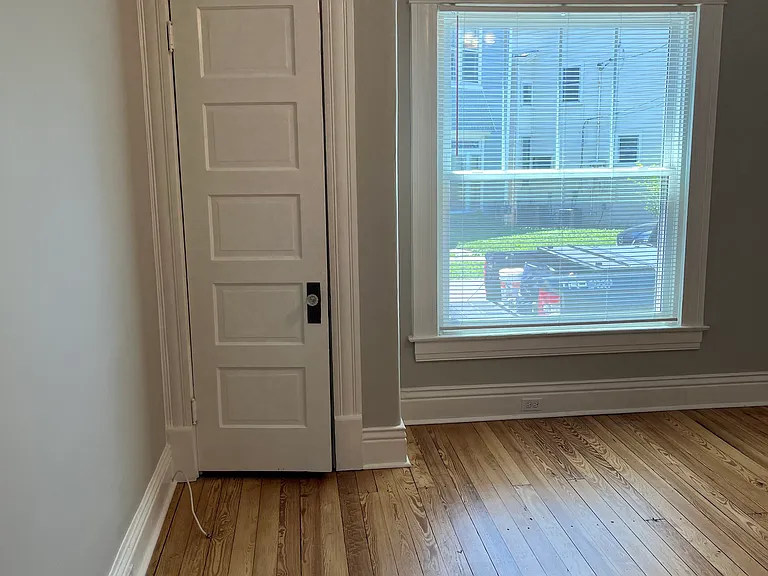 1209 Benton Ave #1 — Photo 24