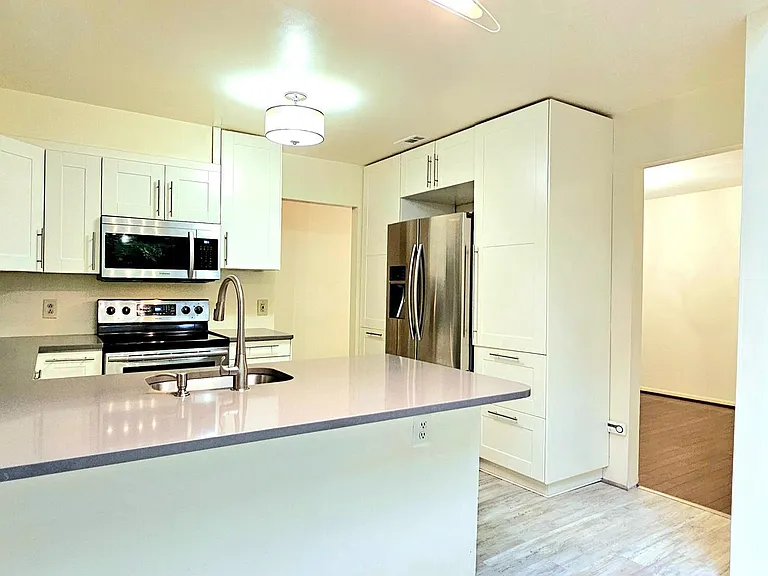 8729 Sheridan Farms Ct — Photo 9