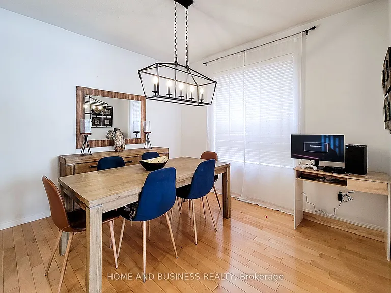 913 McEwan Dr — Photo 6