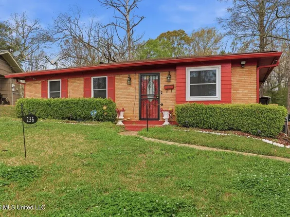 236 Cherry Hill Dr, Jackson, MS 39212