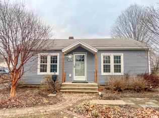 1506 S Clay Ave, Jacksonville, IL 62650