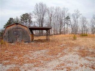 324 Nine Mile Rd, Saint Marys, WV 26170