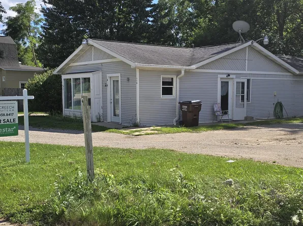116 Sherman St, Brooklyn, MI 49230