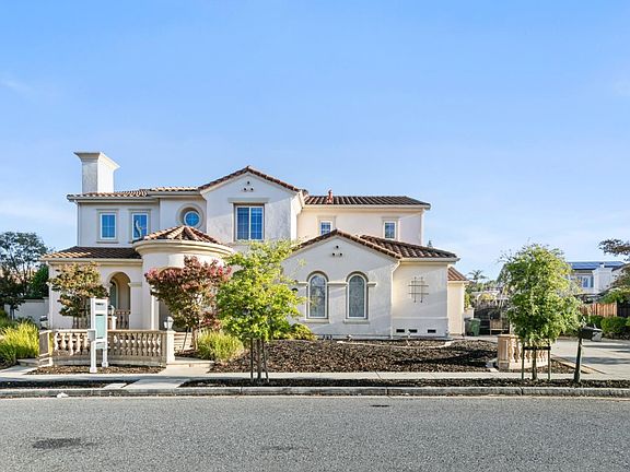 2nd image of 5328 Canyon Hills Ln