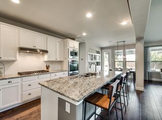 1370 Caspian Dr, Roanoke, TX 76262