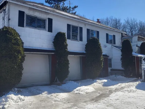 7 S Madison St, McAdoo, PA 18237