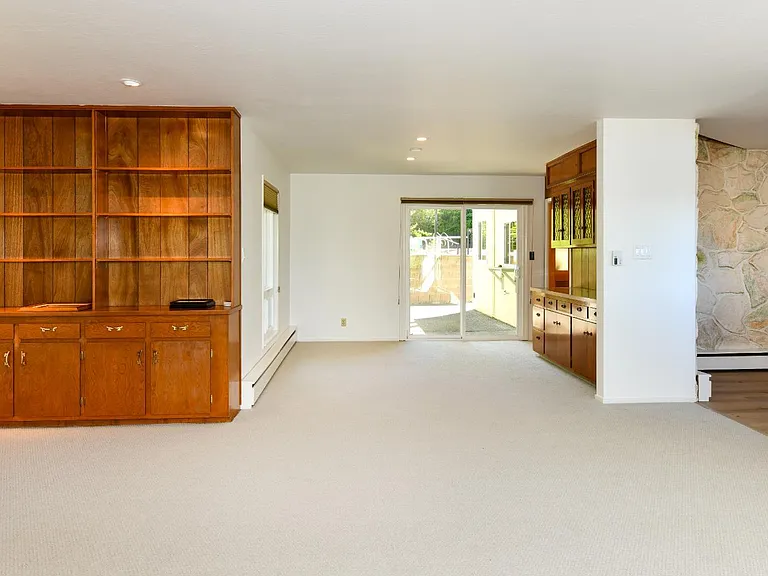 22 Monez Blvd — Photo 18