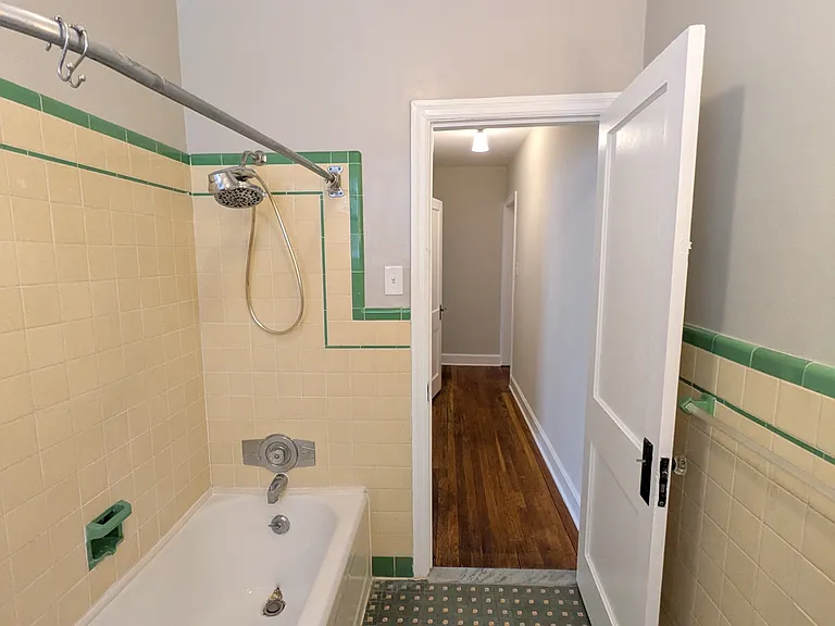 25 N 18th St #C-2 — Photo 18
