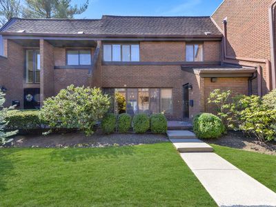 3 Frost Pond Dr #65, Roslyn, NY, 11576