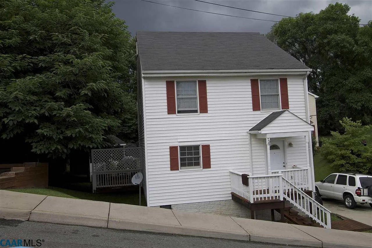 759 King St photo 1