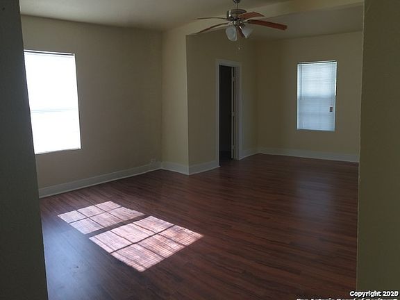 3rd image of 1719 W Mariposa Dr