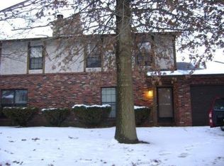 608 Ganim Dr #610, Belleville, IL