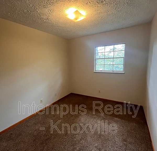 8738 Gleason Dr — Photo 18