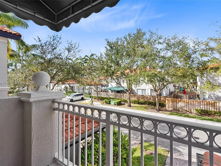 8133 SW 118th Ct #8133 — Photo 12