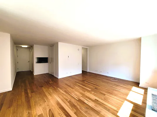 Rented by Corcoran | media 69