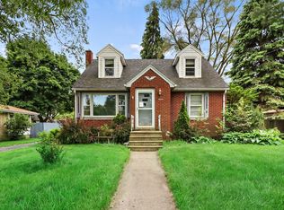 1715 81st St, Kenosha, WI 53143