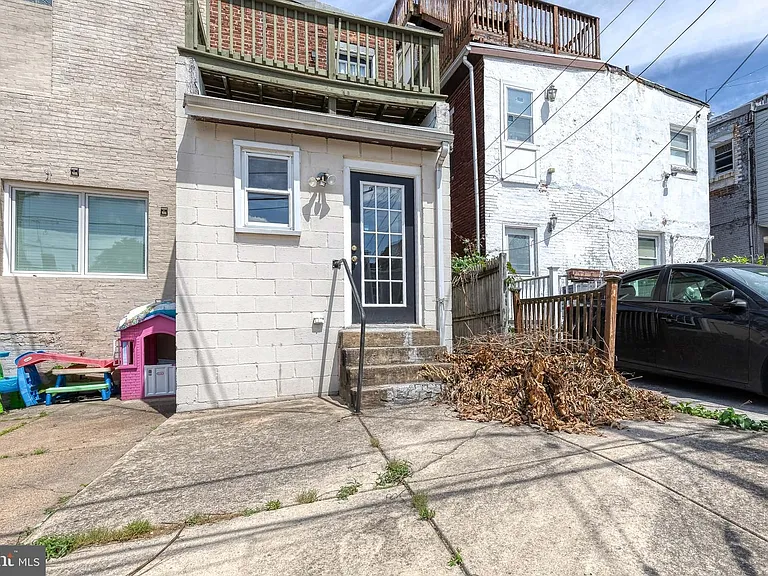 1514 Light St — Photo 27