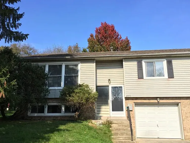 833 Malabu Dr — Photo 40