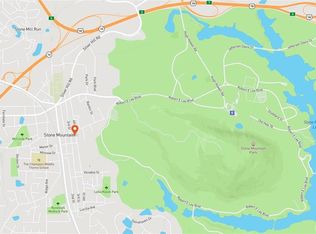 996 4th St, Stone Mountain, GA 30083