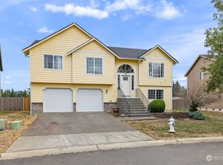 16524 Rainier View Dr SE, Yelm, WA 98597