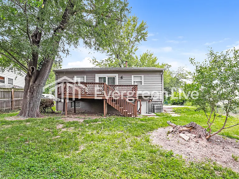 1509 N Hocker Ave — Photo 16