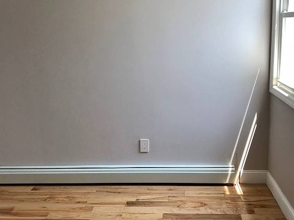 5th image of 1824 Marmion Ave