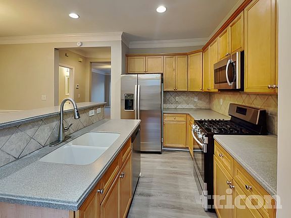 5th image of 205 Macleans Cross Ln SE