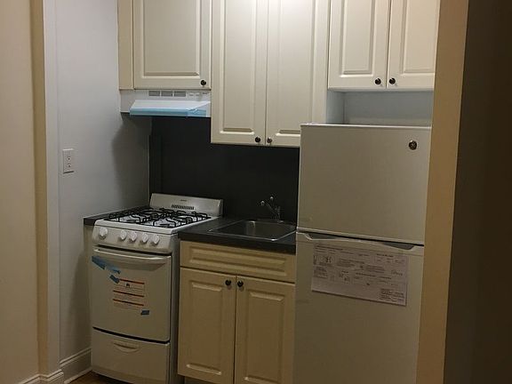 4th image of 4307 39th Pl #2A