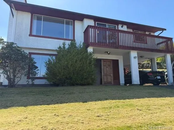 6140 Huckleberry Ln, Pt Hardy, BC V0N 2P0