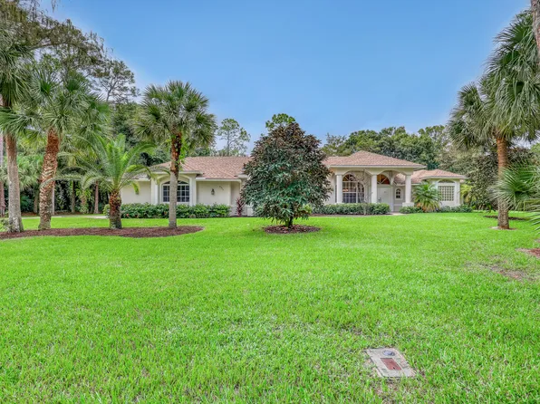 8470 Thousand Pines Circle, West Palm Beach, FL 33411