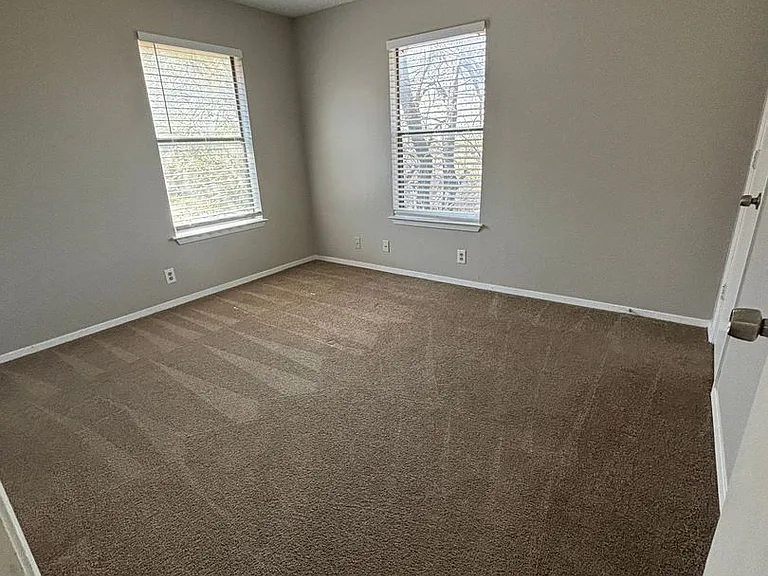 3808-3814 Coates Cir — Photo 48