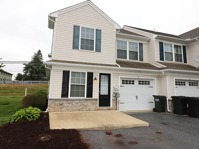 13 Broderick Ct — Photo 26