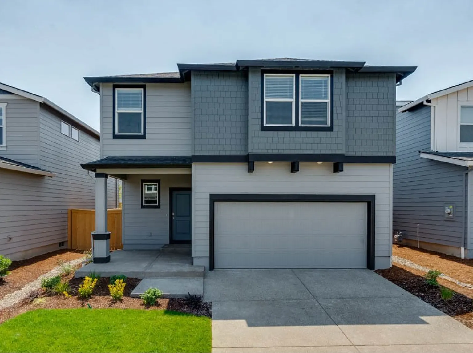 4 bed, 2.5 bath, 2332 sqft, $3,100 — Photo 1