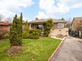 47 Tremont Rd, Toronto, ON M9B3X3