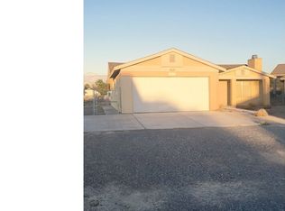 2401 S Xenia Ave, Pahrump, NV 89048