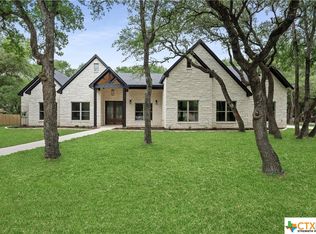 1014 N Rdg, Salado, TX 76571