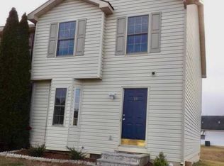 10 Ephesians Ct, Inwood, WV 25428