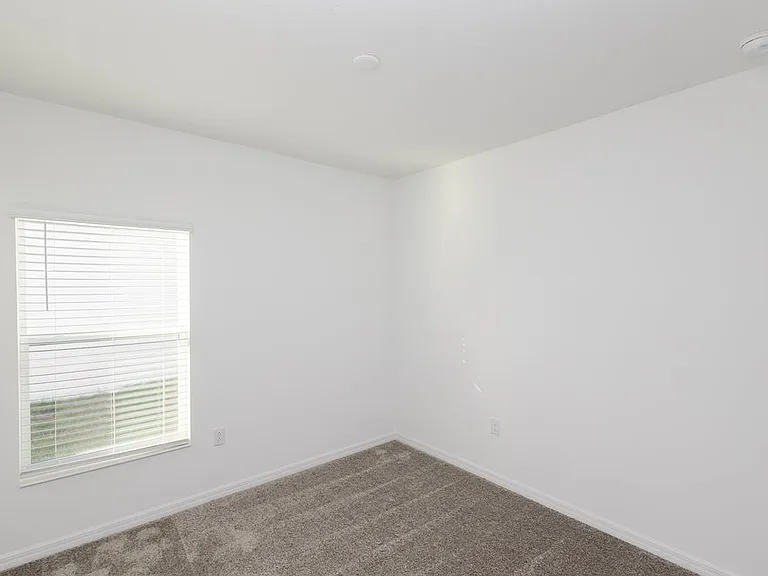 1482 Austin St — Photo 5
