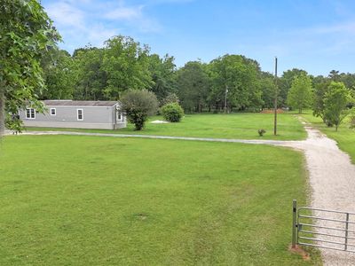 1907 Nesom Rd, Denham Springs, LA, 70706