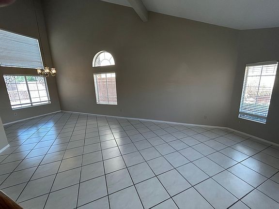 5th image of 8337 Hollow Wharf Dr