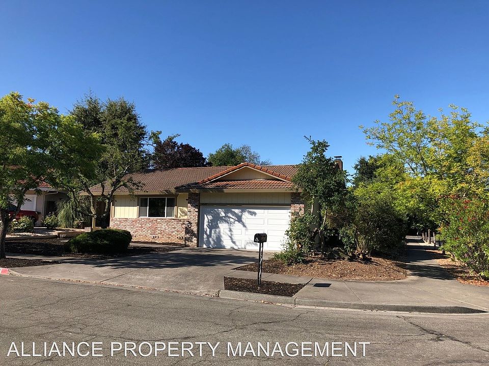 5547 El Encanto Cir, Santa Rosa, CA 95409 | Zillow