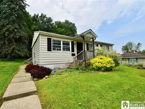 46 Pardee Ave, Jamestown, NY 14701