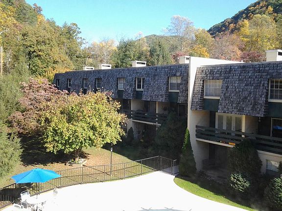 outdoor pool and courtyard