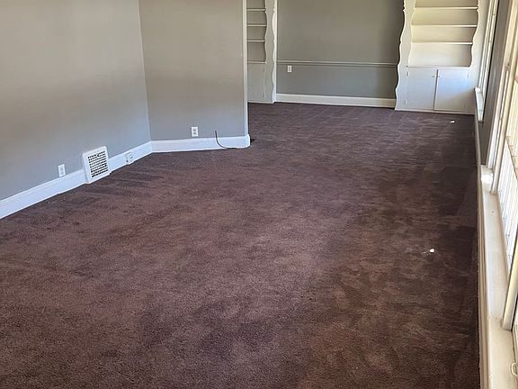 5th image of 10518 Parkhurst Dr Unit 1
