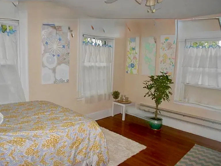 4822 Roland Ave #2C — Photo 6