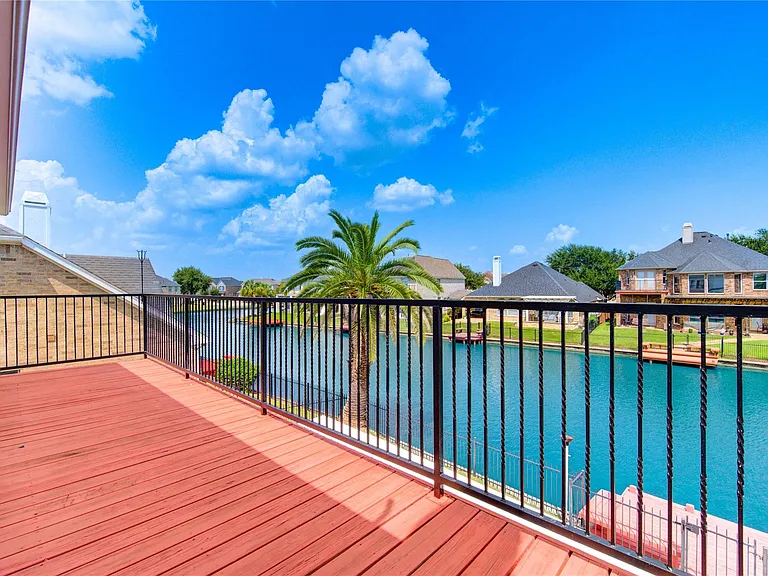 14311 Tasmania Ct — Photo 38