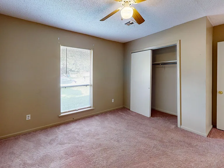 130 Graylynn Dr — Photo 14