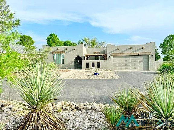 2nd image of 915 Fountain Dr