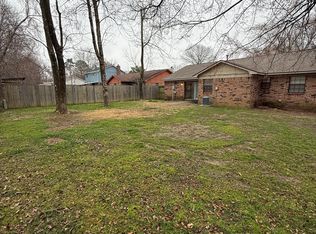 1509 N Louisville Ave, Russellville, AR 72801